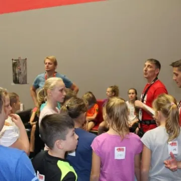 Ruszyły pierwsze powiatowe zawody wspinaczkowe