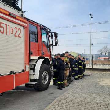 Strażacy ćwiczą ewakuację dworca PKP w Radomsku
