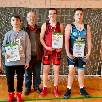 Passa dobrych występów UKS „Zapaśnik” Radomsko utrzymana