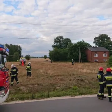 Dachowanie w Kolonii Krępa. W akcji śmigłowiec LPR