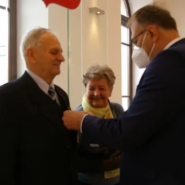 Złoci Małżonkowie uhonorowani medalami