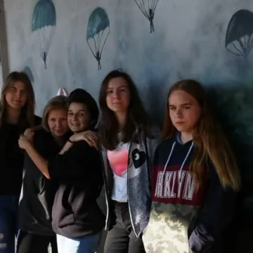 Mural grafików Ekonomika na 100-lecie niepodległości