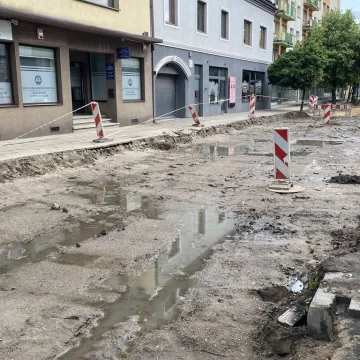 Jak postępują prace przy przebudowie ulicy Fabianiego?