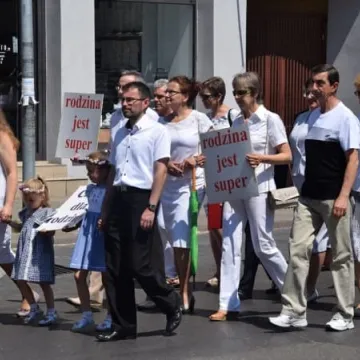 Polska Rodziną Silna!