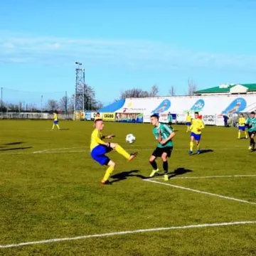 RKS rozgromił rezerwy Pelikana Łowicz 