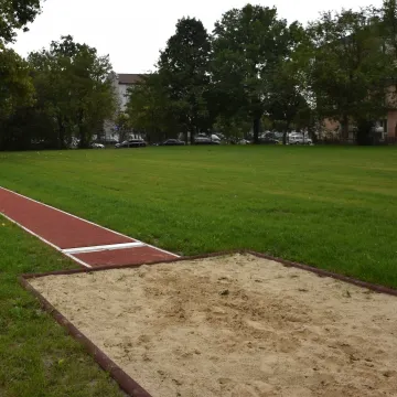 Piotrków Tryb.: boiska przy „jedenastce” prawie gotowe