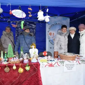 Miejska wigilia na placu 3 Maja