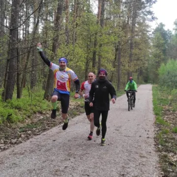 Wings for Life World Run. Edycja Radomsko. Lokalnie pobiegli dla tych, co nie mogą