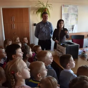 Przedszkolaki z wizytą w urzędzie miasta