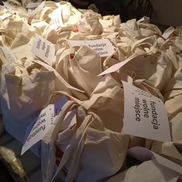 Radomsko: Wigilia dla potrzebujących z fundacją Wolne Miejsce