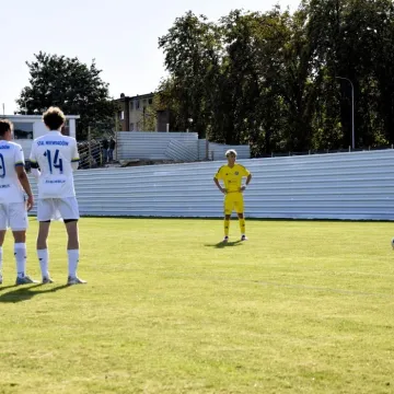 Wygrana lidera tabeli. RKS Radomsko pewnie pokonał Stal Niewiadów