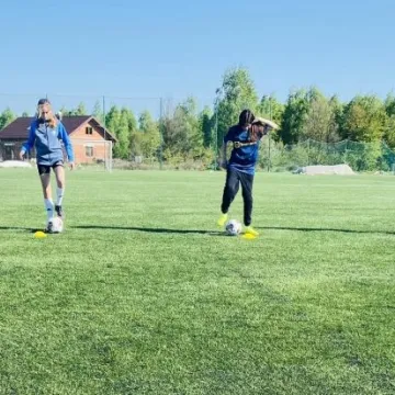 Dziewczyny trenują w RAP Radomsko Girls