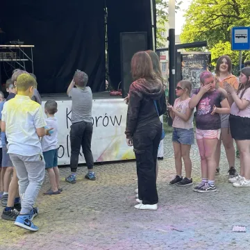 Magia kolorów, czyli Holi Day 2024 w Radomsku