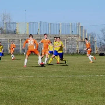 RKS Radomsko wygrywa z rezerwami Lechii Tomaszów Maz.