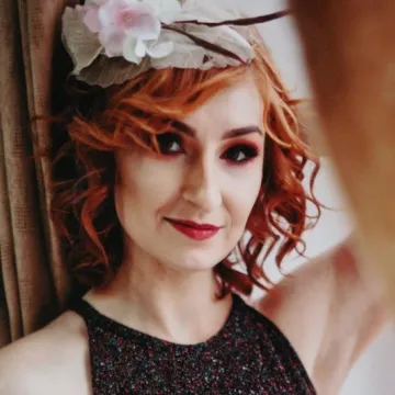 Wygrały z nowotworem. Teraz pozują do zdjęć, by dać siłę chorym kobietom