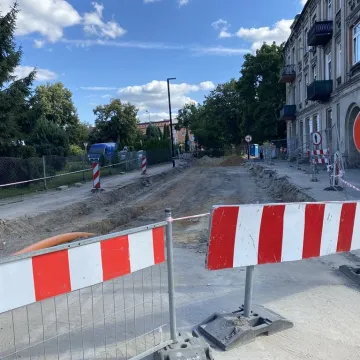 Przebudowa ulicy Fabianiego w Radomsku idzie zgodnie z planem