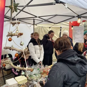 Plac 3 Maja w Radomsku zamienił się w świąteczne miasteczko