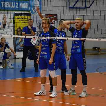 Emocje na parkiecie. METPRIM Volley Radomsko zwycięża ze Skrą II Bełchatów