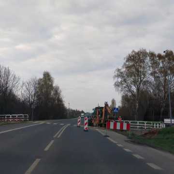 Radomsko: kolejne przejścia dla pieszych są wynoszone