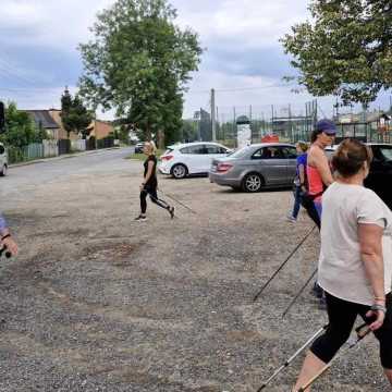 W gminie Radomsko rozpoczęły się marsze Nordic Walking