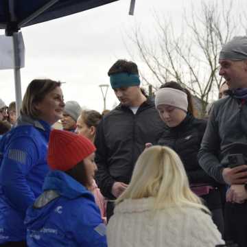 [WIDEO] Glinianki parkRUN w Radomsku. Bieg dla zdrowia i WOŚP 2025