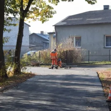 Nowa nawierzchnia na ulicy Modrzewiowej 