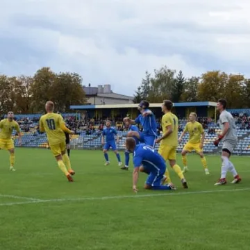 Nareszcie wygrana! RKS Radomsko – Świt Nowy Dwór Maz. 2:1