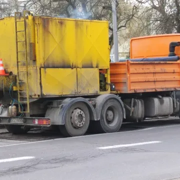 W Radomsku rozpoczęła się pozimowa naprawa dróg