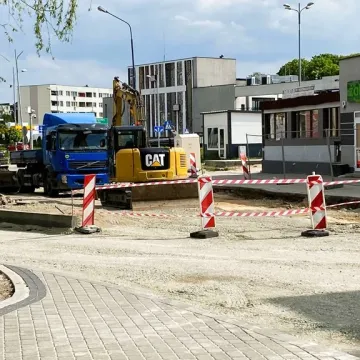 Zobacz, jak postępują prace przy przebudowie ul. Żeromskiego w Radomsku