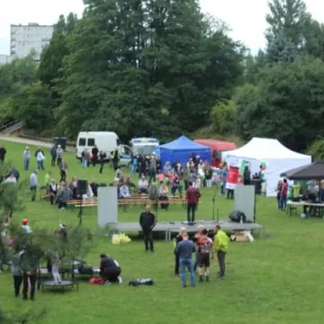 Szklana niedziela w Parku Solidarności