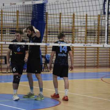 METPRIM Volley Radomsko kończy rok zwycięstwem nad Czarnymi Rząśnia