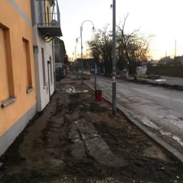 Przebudowa ulicy Reymonta potrwa dłużej 