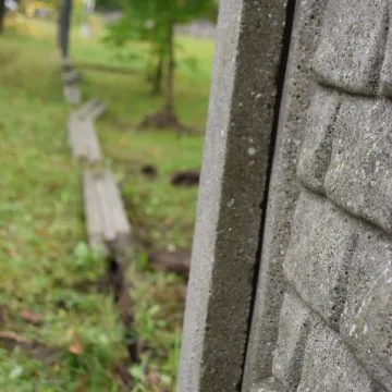 Nowe ogrodzenie przy świetlicy wiejskiej w Barczkowicach