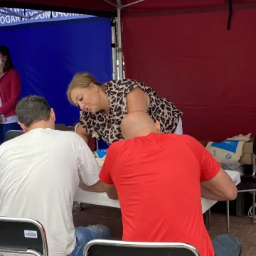 Szczepieniobus zaparkował w Radomsku