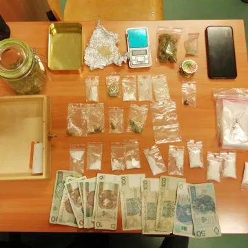 33-latek „wpadł” z narkotykami