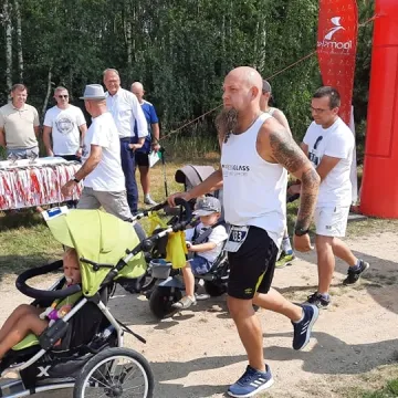 Tropem Wilczym. Bieg Pamięci Żołnierzy Wyklętych 2021 w Radomsku