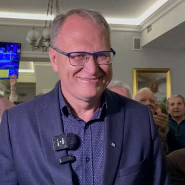 Jarosław Ferenc ponownie prezydentem Radomska. Relacja ze sztabu wyborczego Jarosława Ferenca