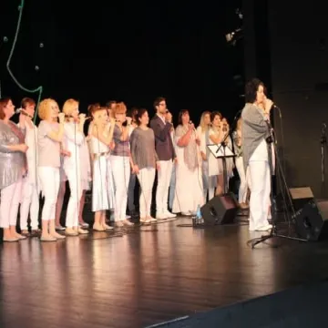 Sienna Gospel Choir na deskach MDK