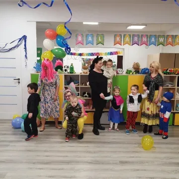 To ich pierwszy taki bal...