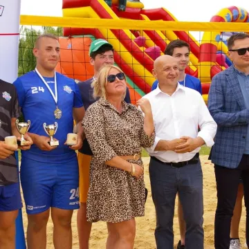 Siatkarski piknik rodzinny w Kietlinie