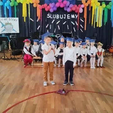 Pierwszaki ślubowały w PSP nr 7 w Radomsku