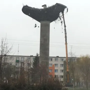 Rozpoczęła się rozbiórka „Grzybka”