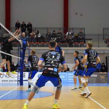 METPRIM Volley Radomsko kończy rok zwycięstwem nad Czarnymi Rząśnia