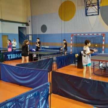 PSP w Gidlach i PSP w Kietlinie mistrzami powiatu radomszczańskiego w tenisie stołowym 