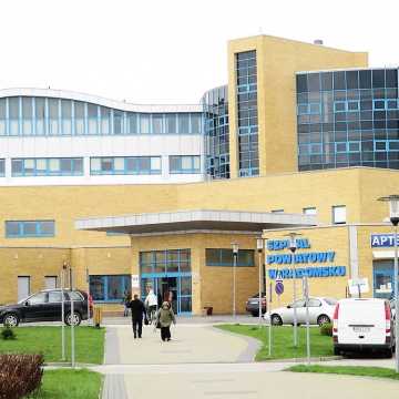 W Szpitalu Powiatowym w Radomsku brakuje miejsc dla pacjentów z koronawirusem