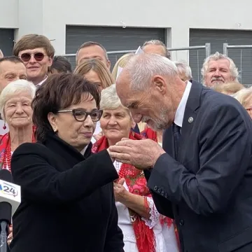Marszałek Sejmu - Elżbieta Witek z wizytą w Strzałkowie