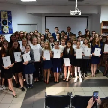 Najzdolniejsi uczniowie otrzymali stypendia prezydenta