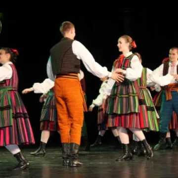 Koncert zespołów folklorystycznych w MDK