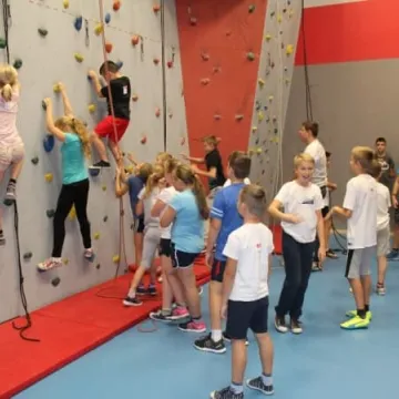 Ruszyły pierwsze powiatowe zawody wspinaczkowe