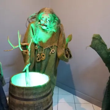 Pokonkursowe prezentacje i Noc Kupały w MDK w Radomsku